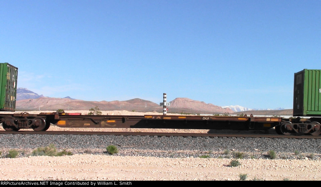 WB Intermodal Frt at Erie NV -89